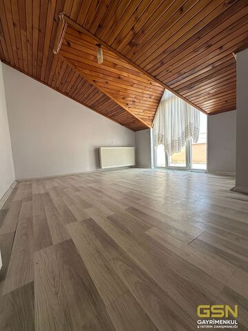 10-ÇAYIROVA ATATÜRK MAH. MUAMMER AKSOY CADDESİN'DE 2+1 ÜST DUBLEKS